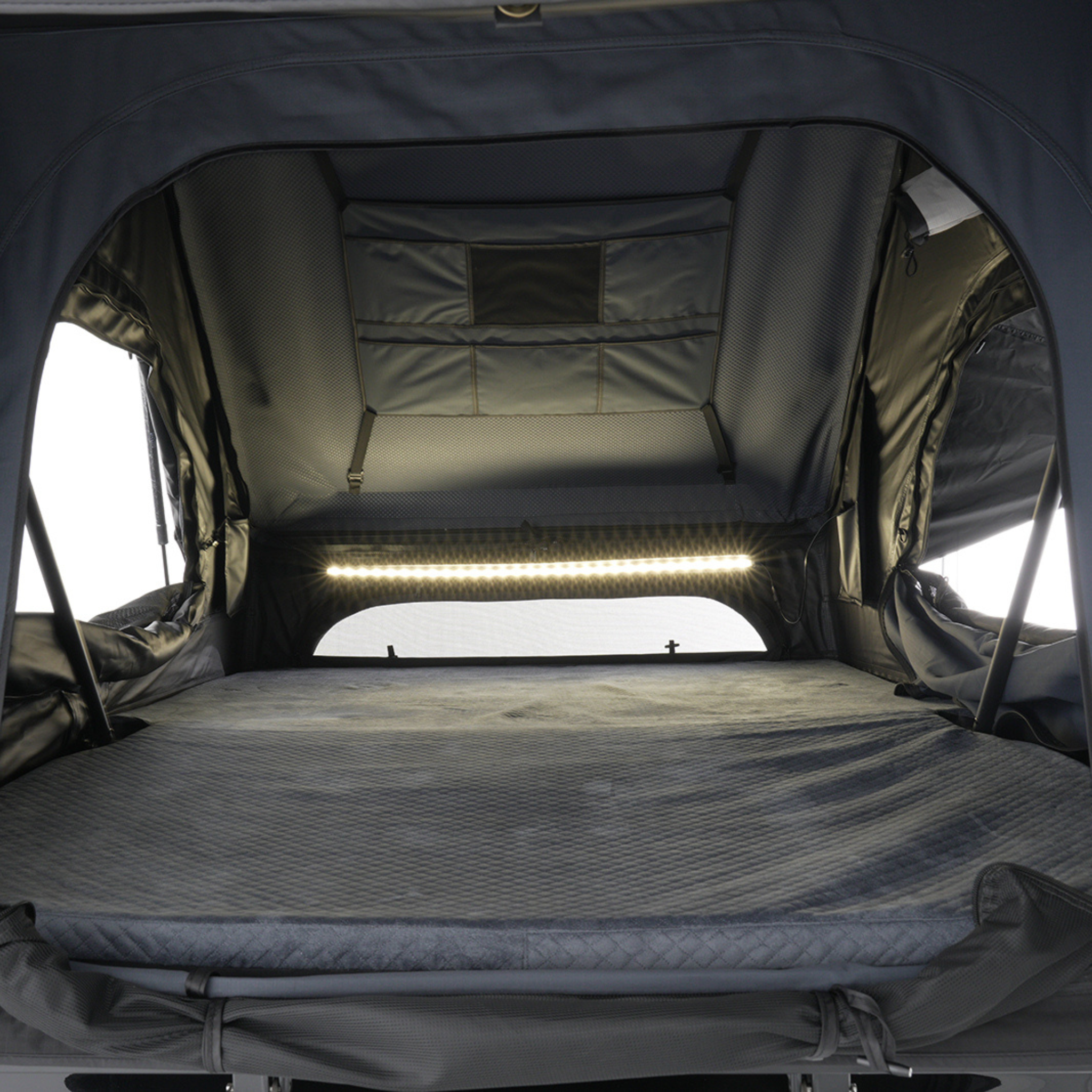 Tente de toit edelpick Mont Blanc 152 Desert : performance, design… et auvent offert !