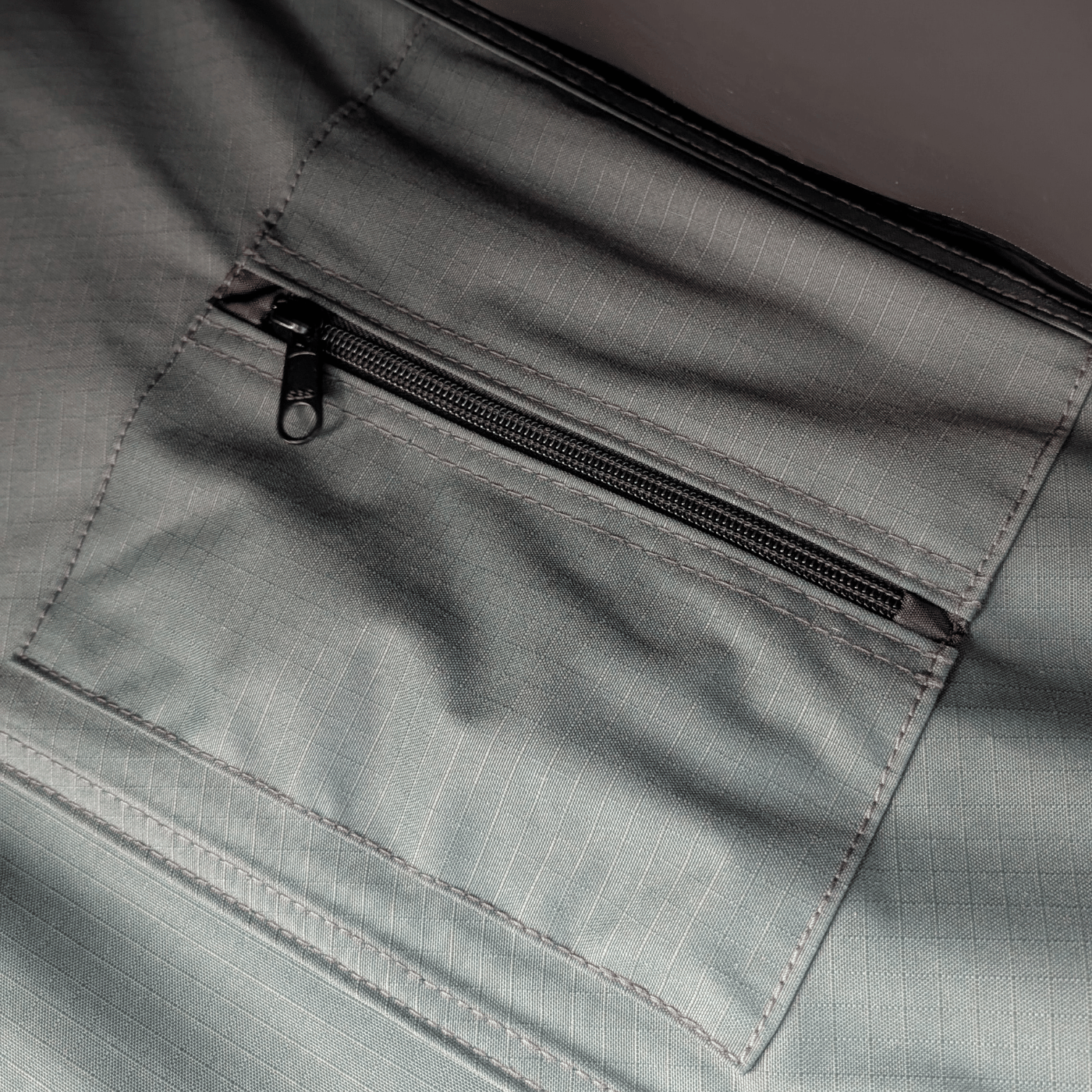 Tente de toit rigide Cervina 4478